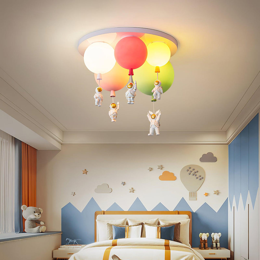 Lampka sufitowa z balonem Frosted