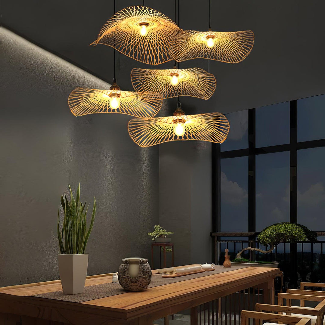 Lampa wisząca z ramą bambusową