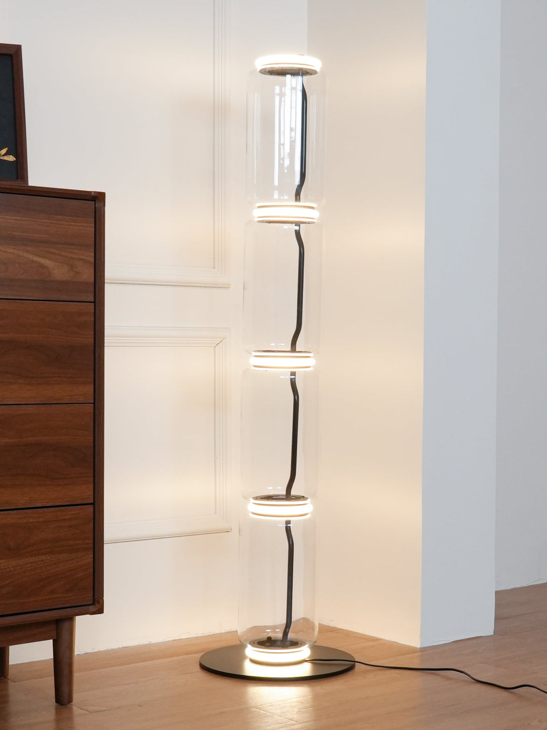 Lampa podłogowa z bambusa i szkła