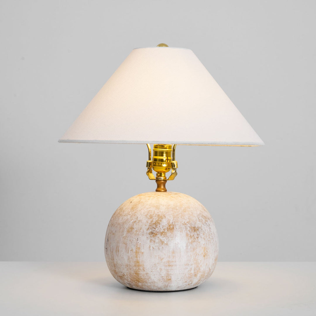 Lampa stołowa przy plaży