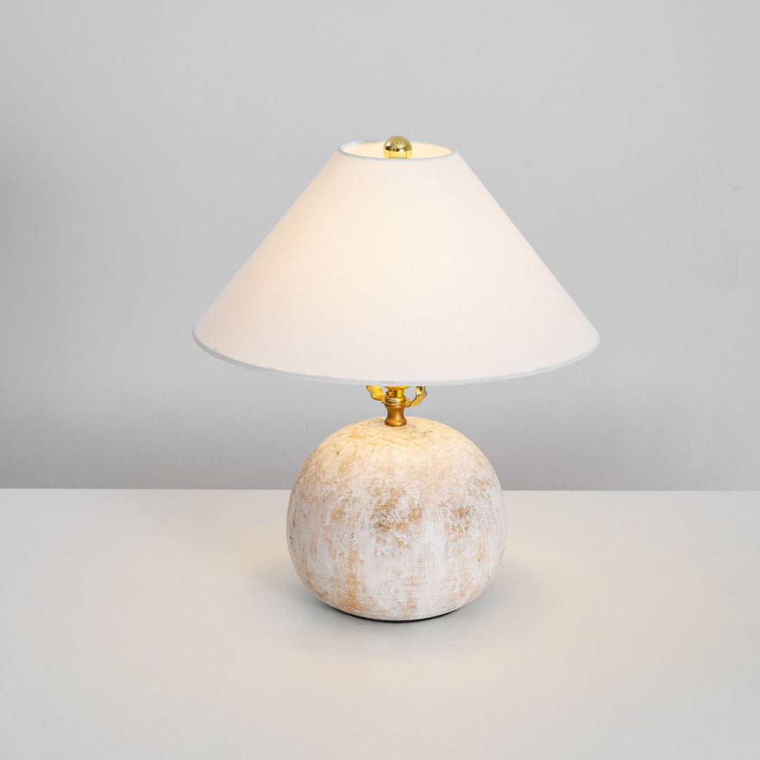 Lampa stołowa przy plaży