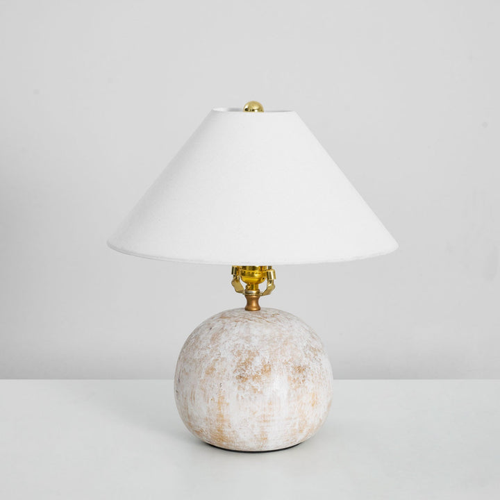 Lampa stołowa przy plaży