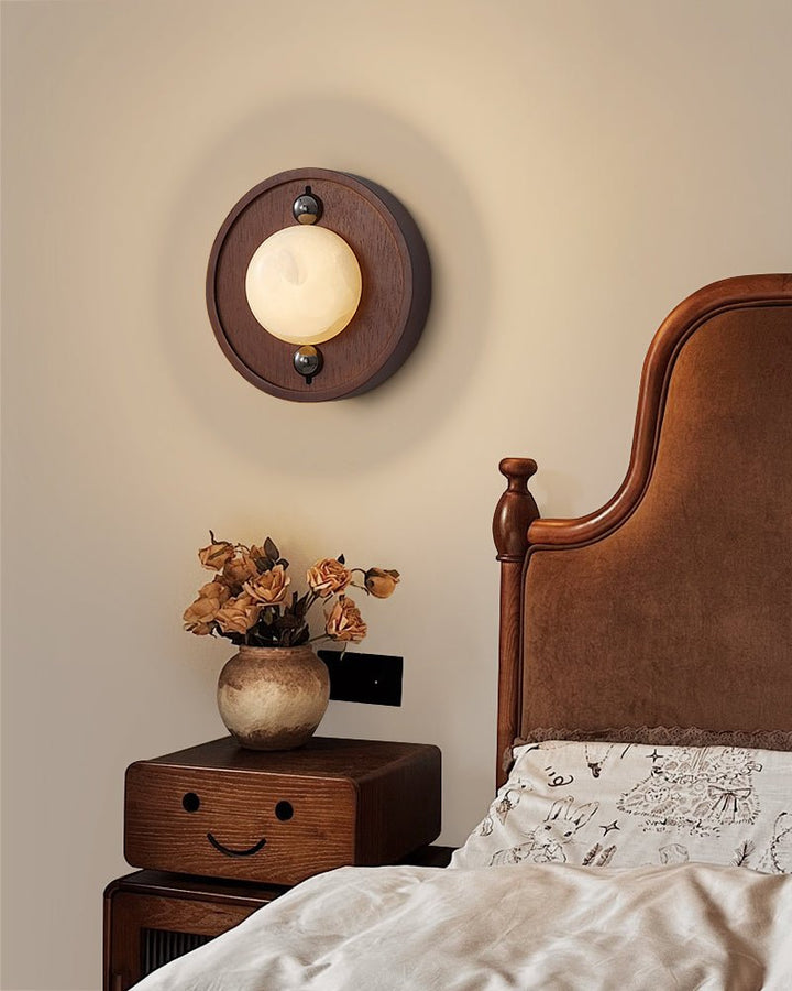 Lampa Ścienna Bezel Alabaster