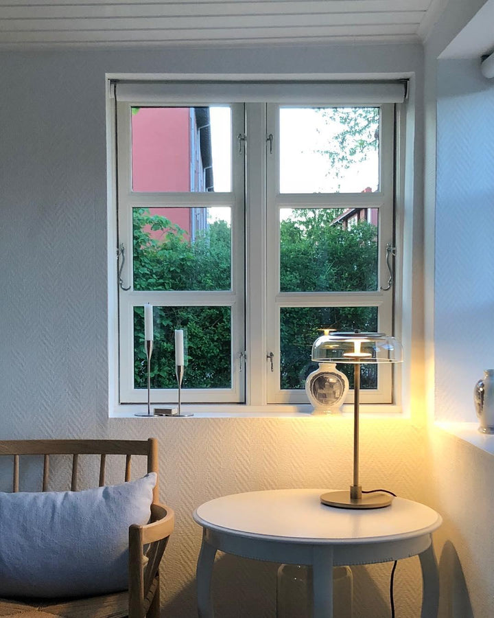 Lampa stołowa Solara