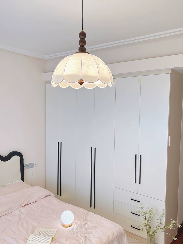 Lampa wisząca z tkaniny Blossom