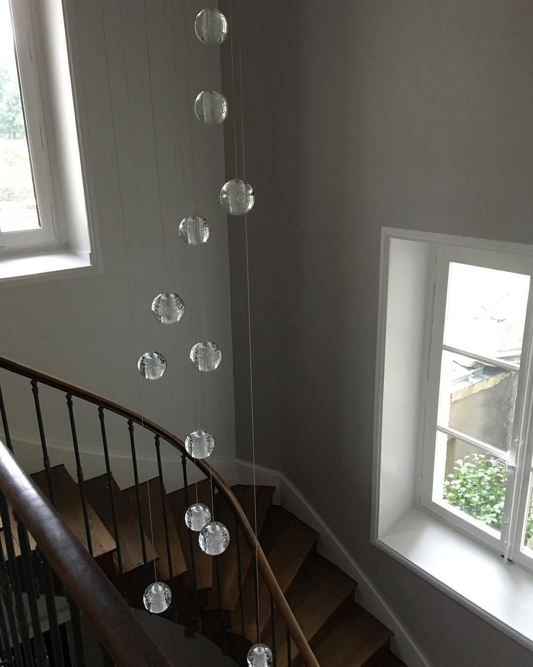 Lampa wisząca z kryształowymi kulkami