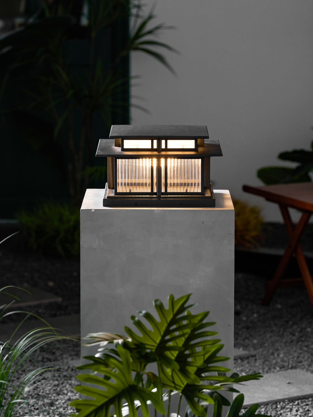 Lampa ogrodowa Boilyn