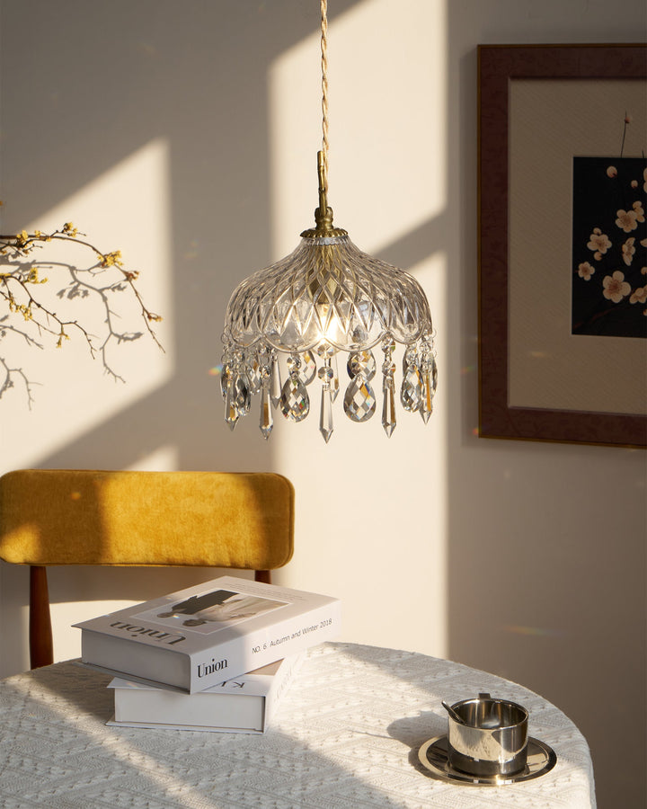 Lampa wisząca z kloszem w kształcie miski