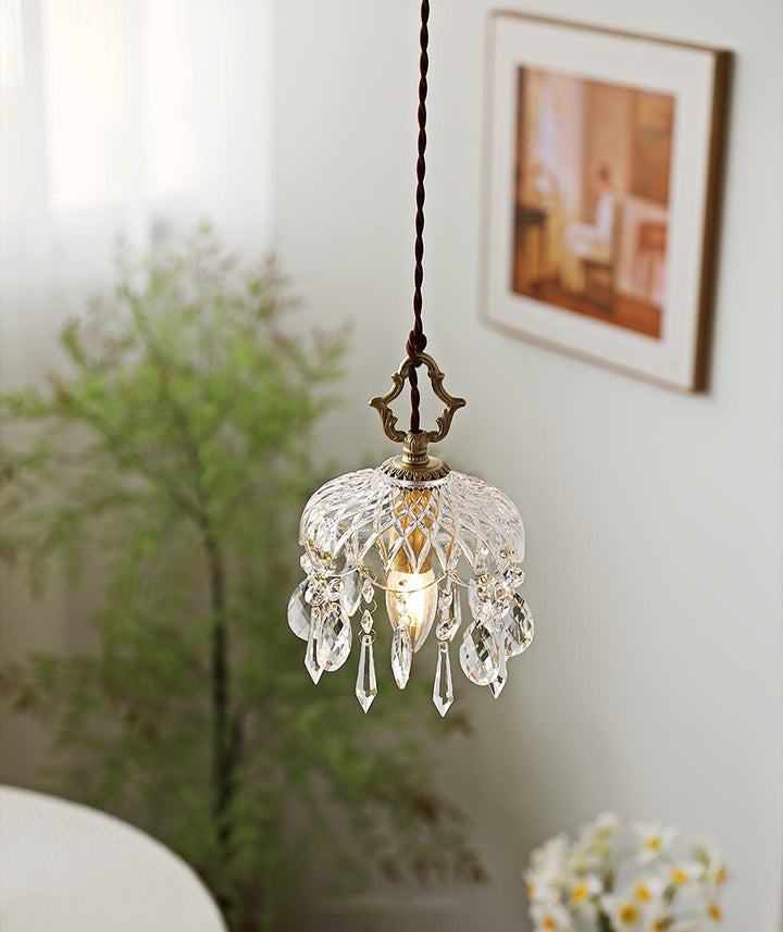 Lampa wisząca z kloszem w kształcie miski