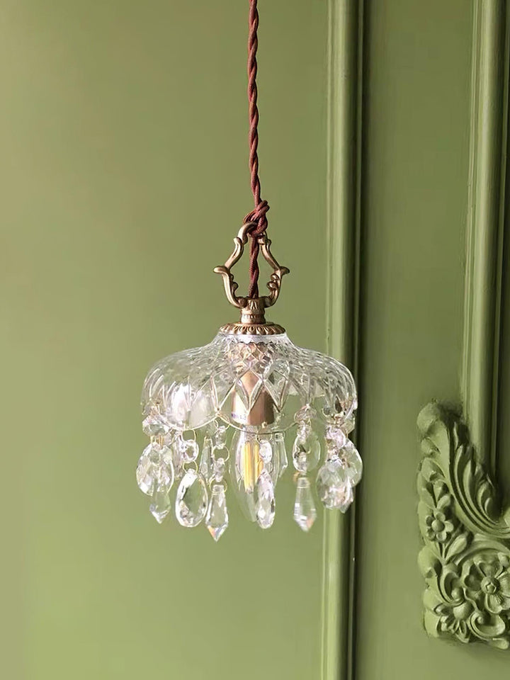 Lampa wisząca z kloszem w kształcie miski