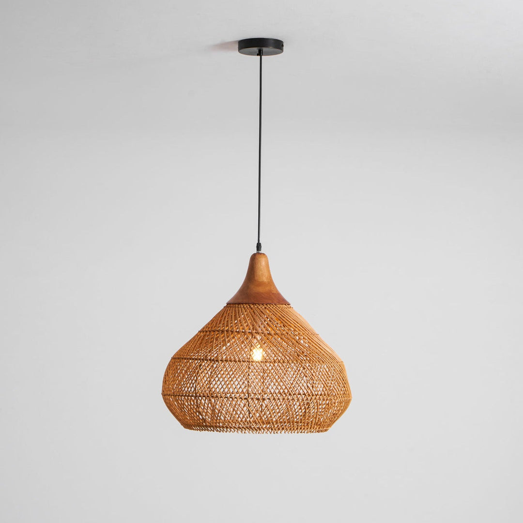 Skręcana Lampa Wisząca z Rattanu