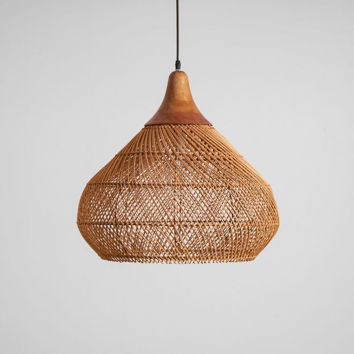 Skręcana Lampa Wisząca z Rattanu