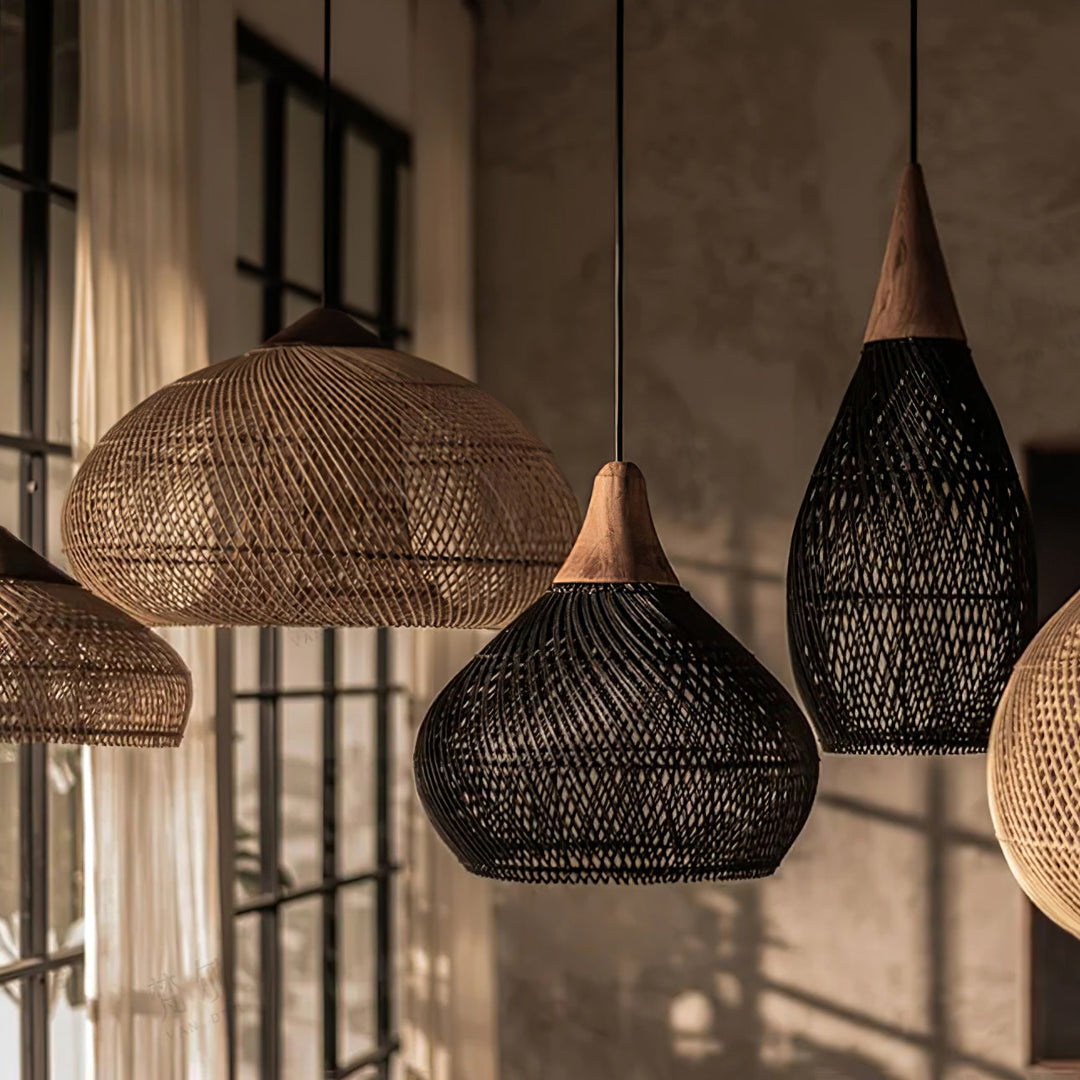 Skręcana Lampa Wisząca z Rattanu