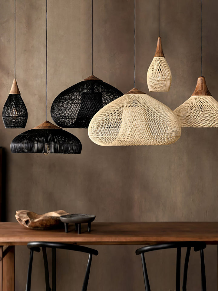 Skręcana Lampa Wisząca z Rattanu