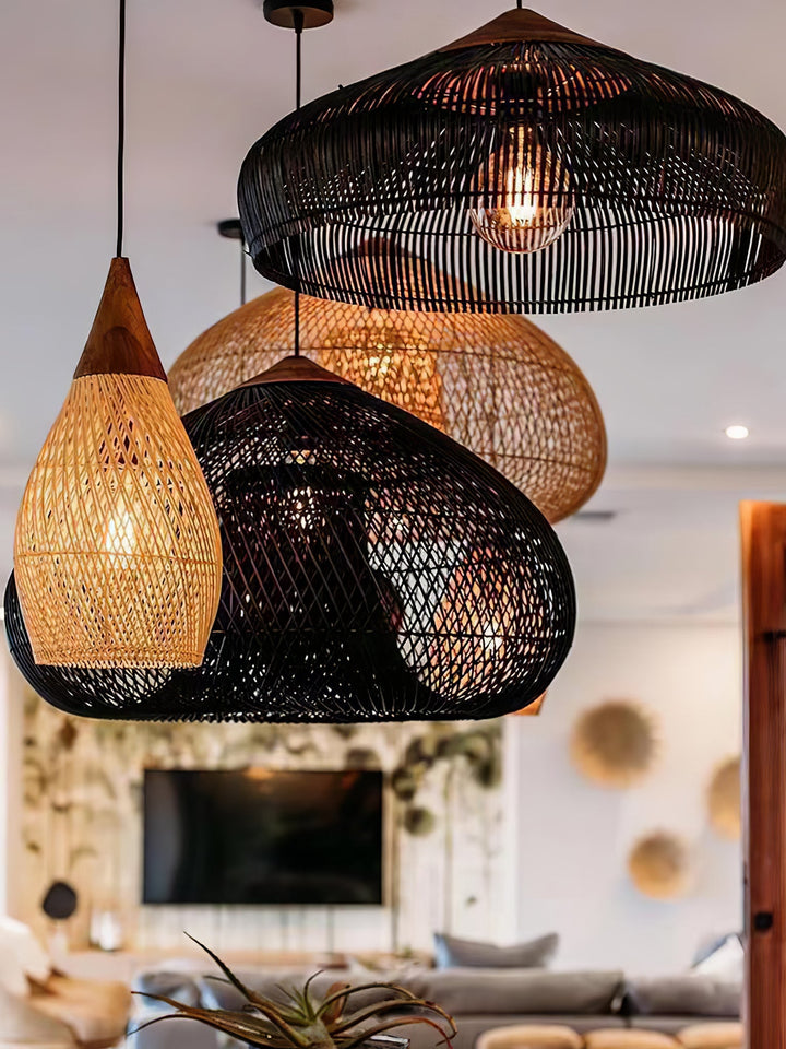 Skręcana Lampa Wisząca z Rattanu