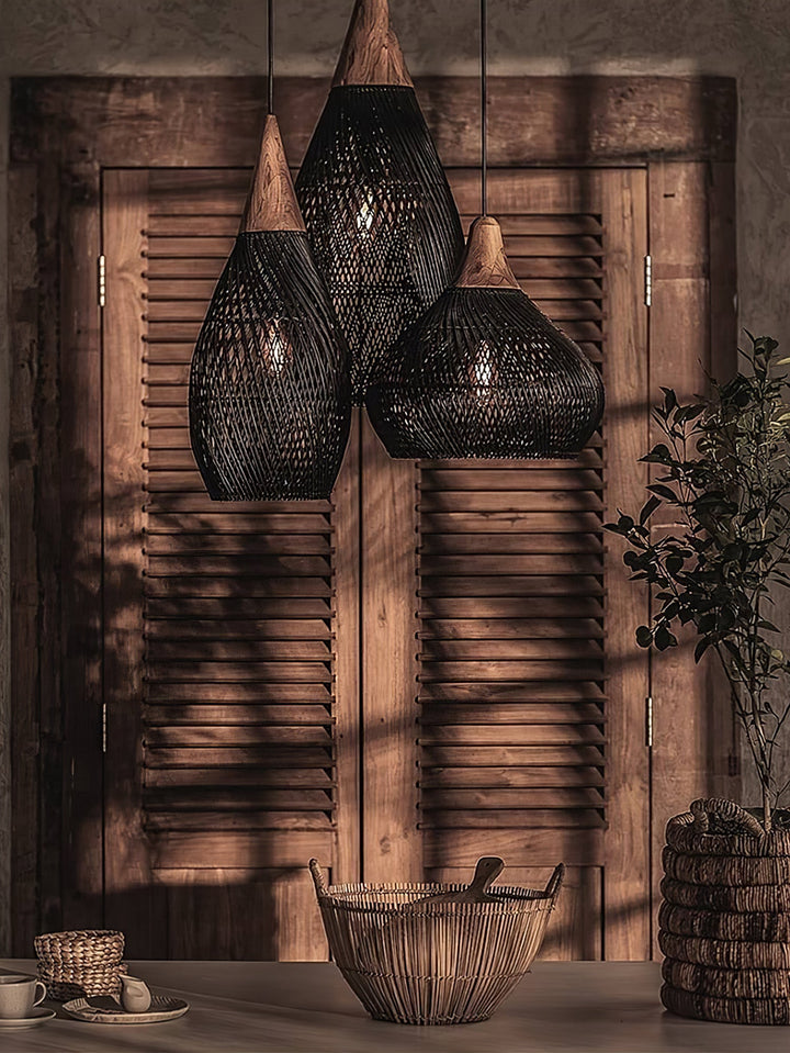Skręcana Lampa Wisząca z Rattanu