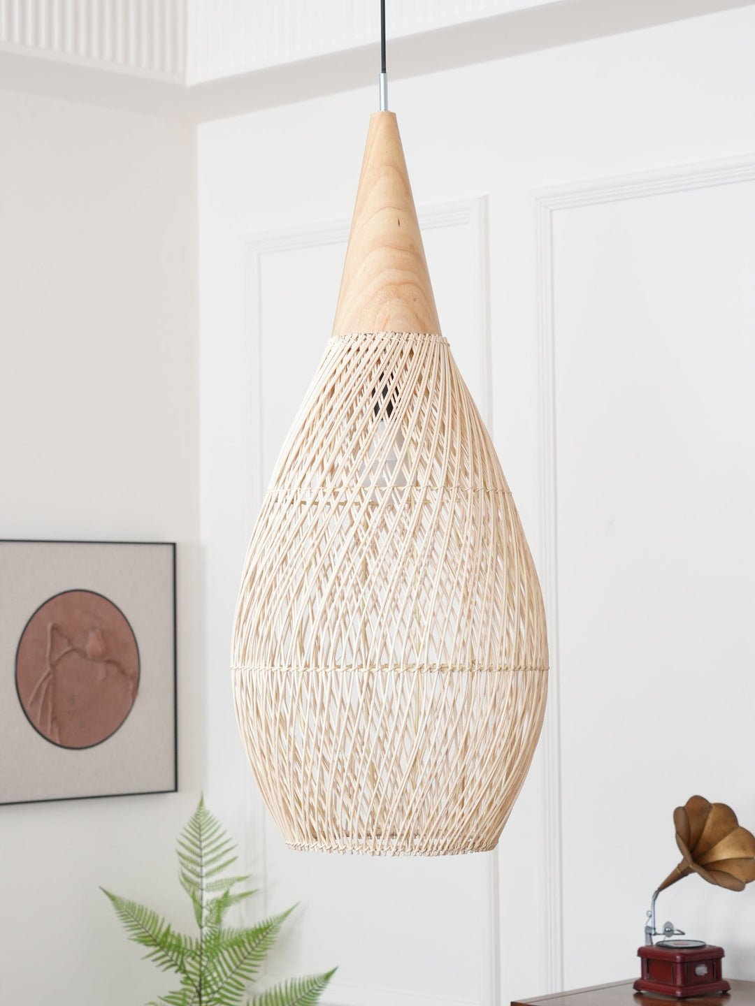 Skręcana Lampa Wisząca z Rattanu