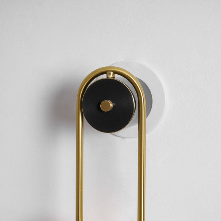 Lampa Ścienna Łukowa z Mosiądzu