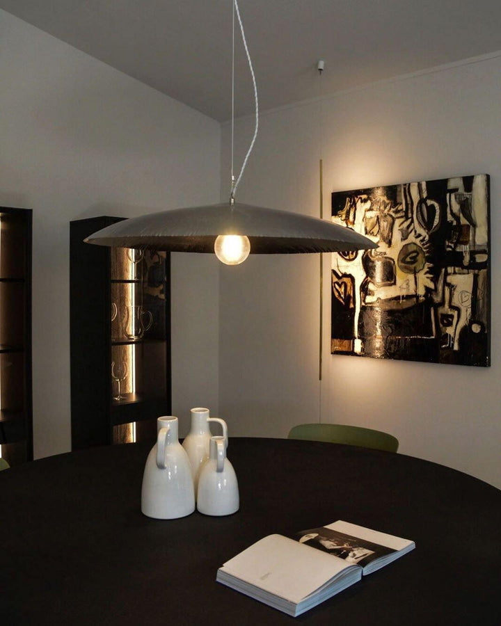 Wisząca lampa młotkowana