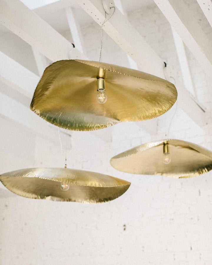 Wisząca lampa młotkowana
