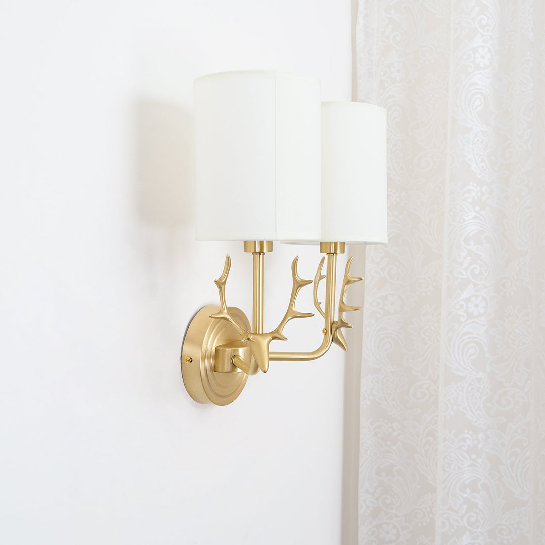 Mosiężna Lampa Ścienna w Kształcie Głowy Jelenia