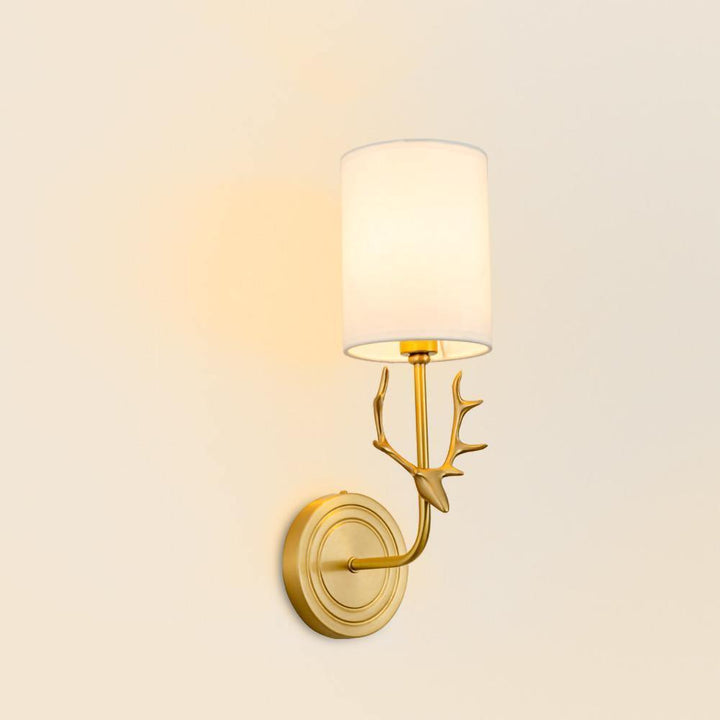 Mosiężna Lampa Ścienna w Kształcie Głowy Jelenia