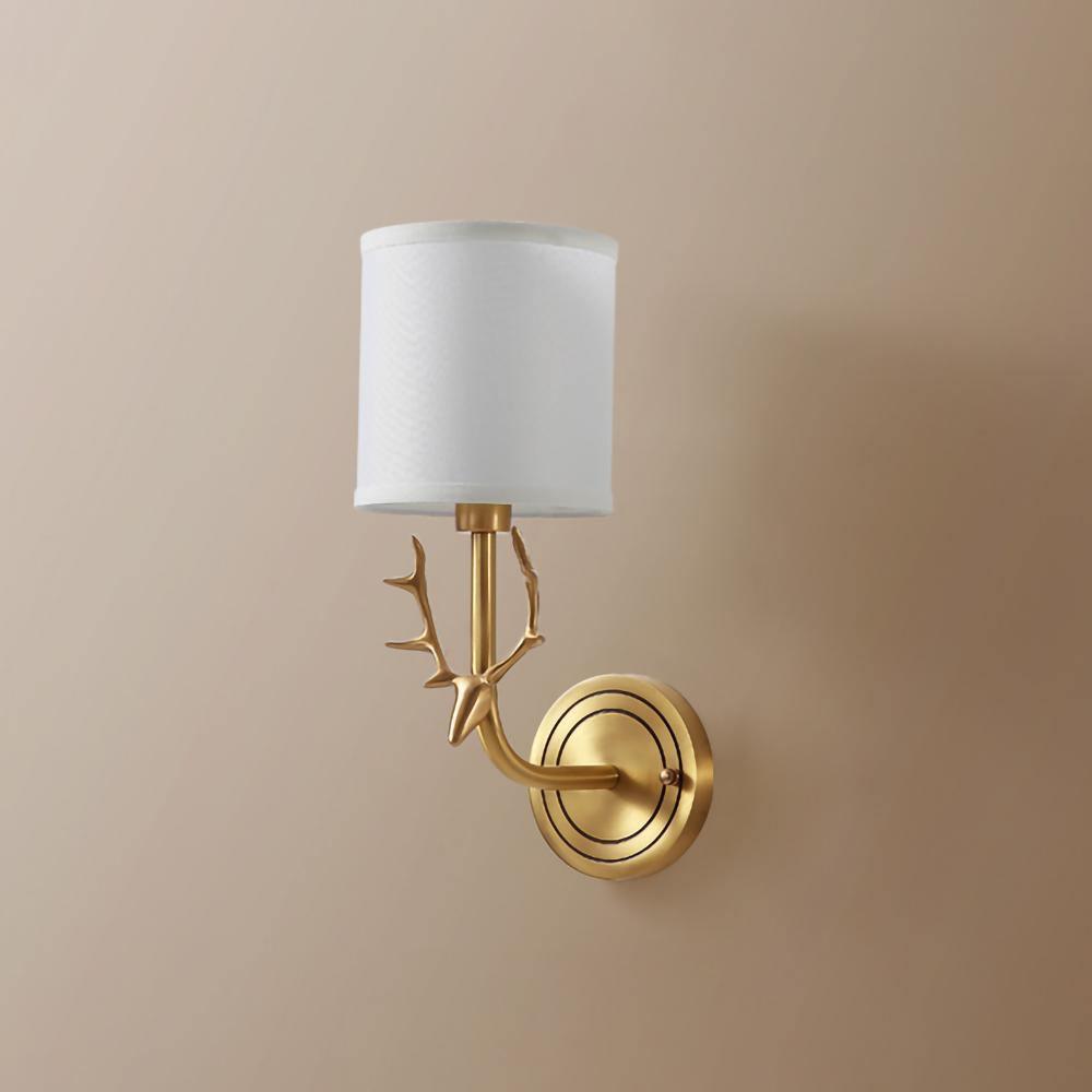 Mosiężna Lampa Ścienna w Kształcie Głowy Jelenia