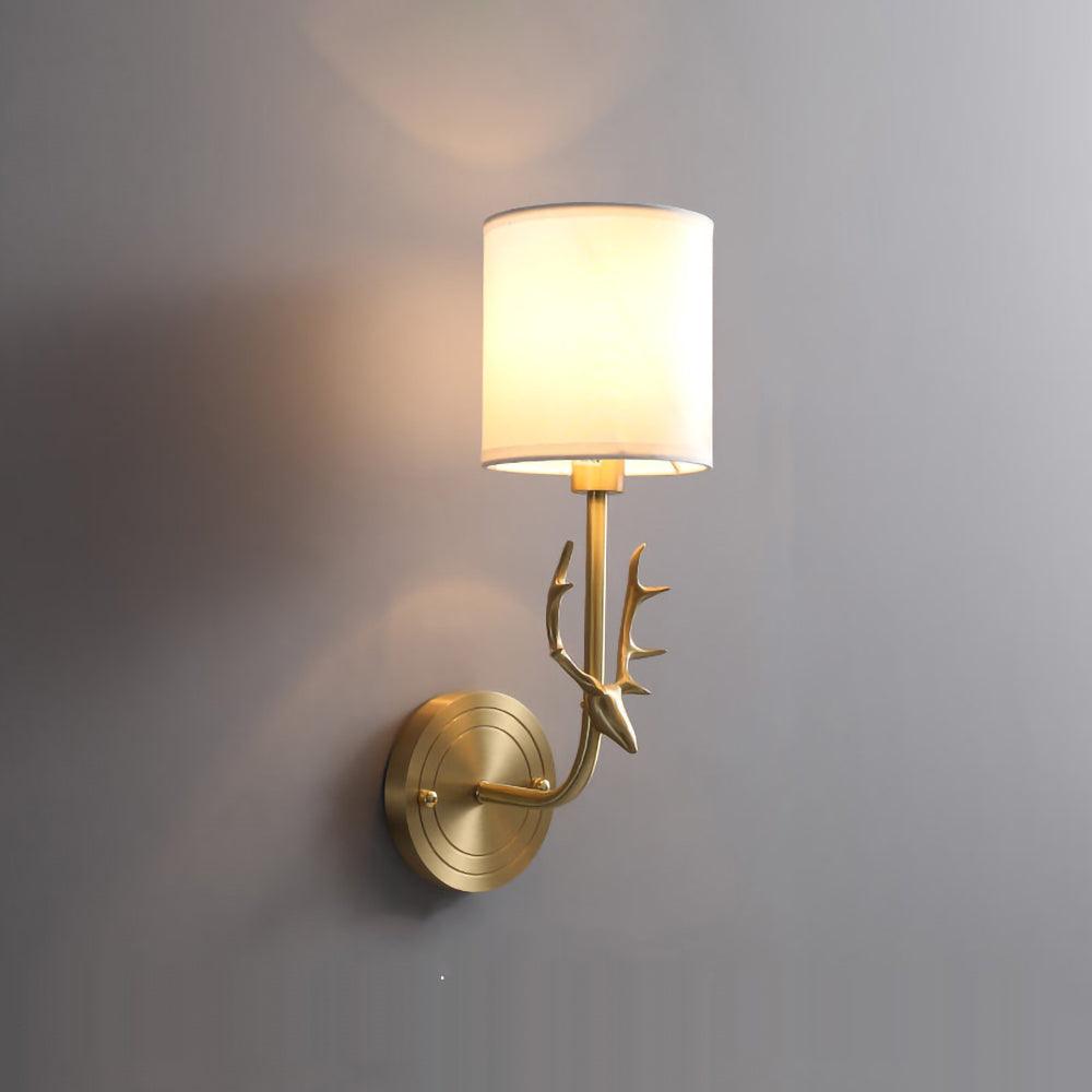 Mosiężna Lampa Ścienna w Kształcie Głowy Jelenia