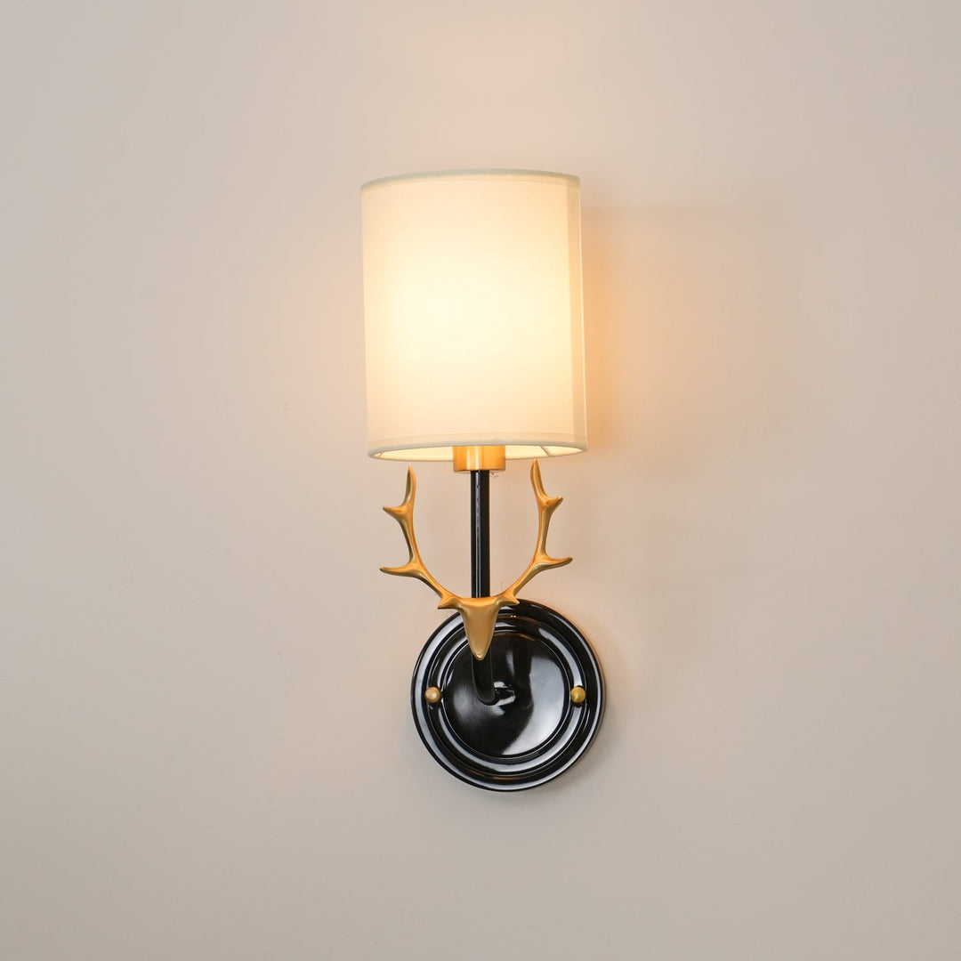 Mosiężna Lampa Ścienna w Kształcie Głowy Jelenia