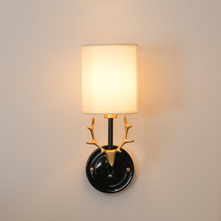 Mosiężna Lampa Ścienna w Kształcie Głowy Jelenia