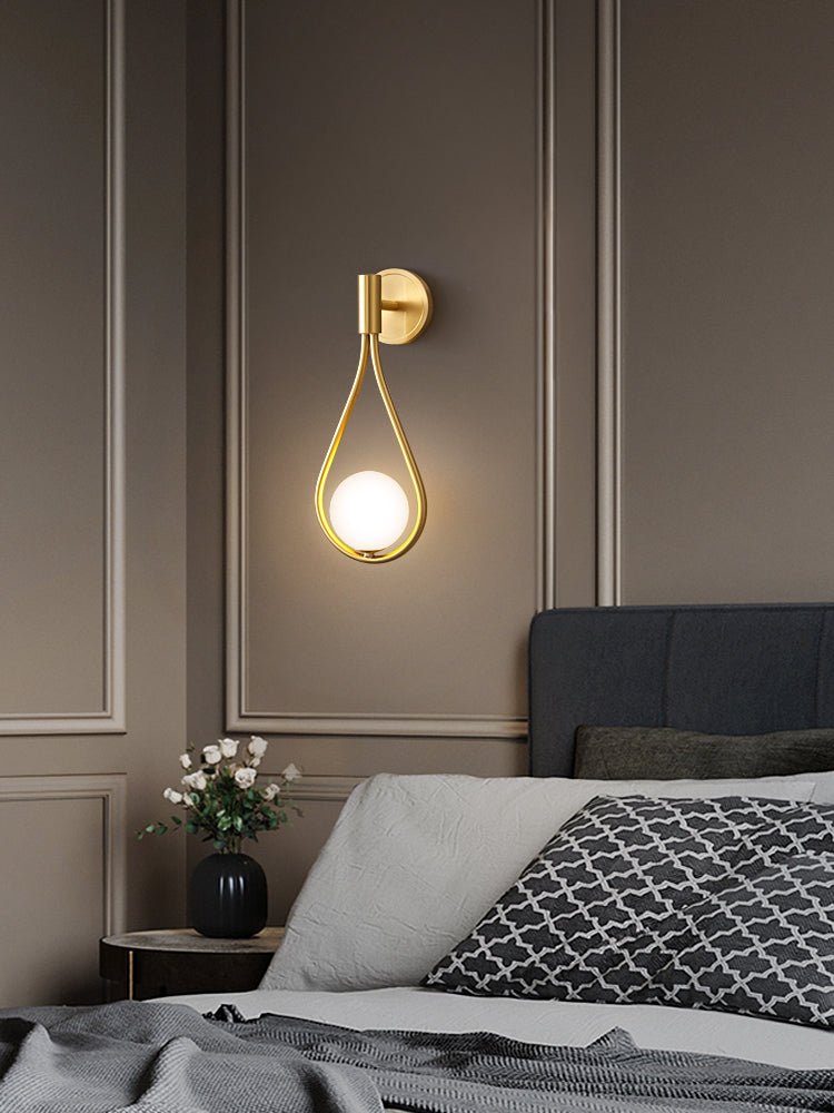 Lampa ścienna z mosiądzu