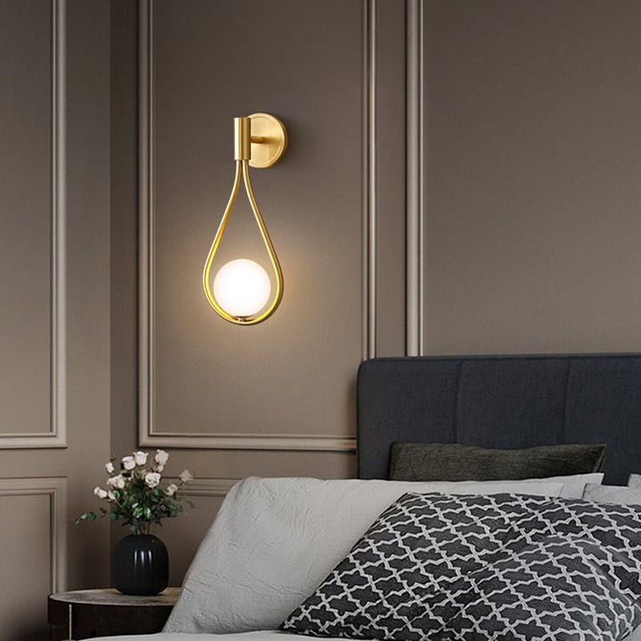Lampa ścienna z mosiądzu