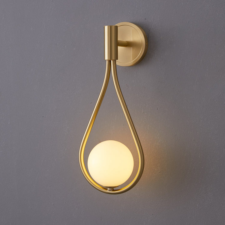 Lampa ścienna z mosiądzu