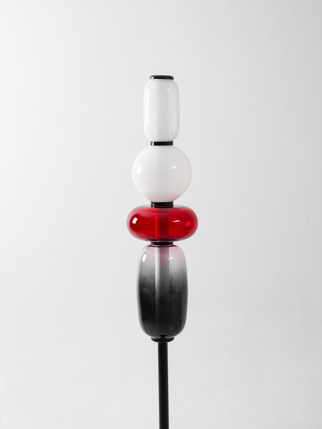 Lampa podłogowa z cukrowego szkła