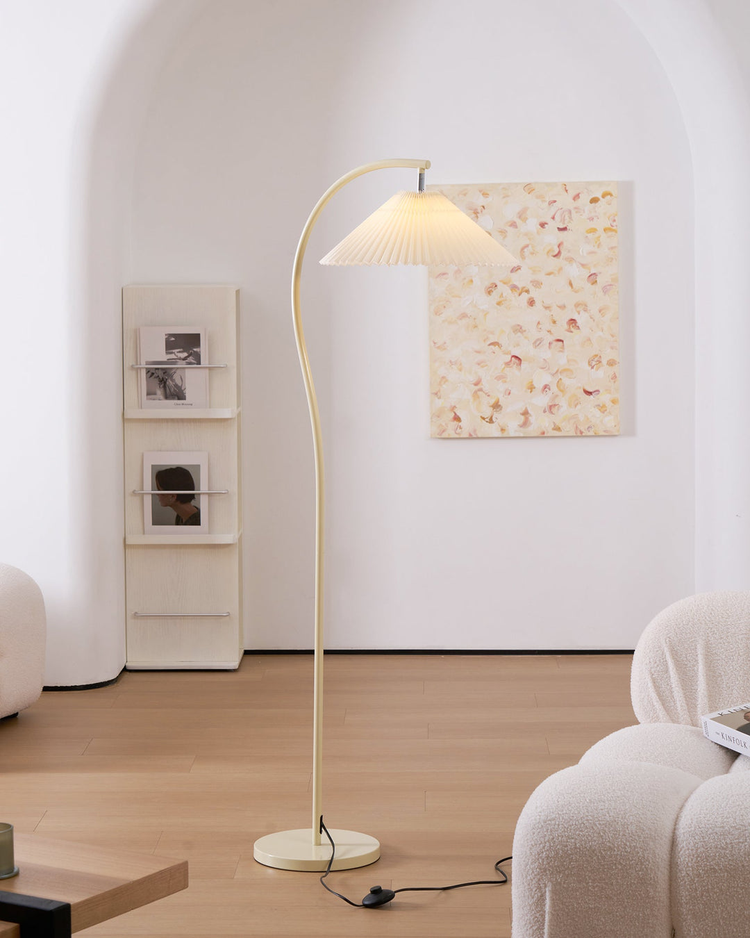 Lampa Podłogowa Crescini z Faldami