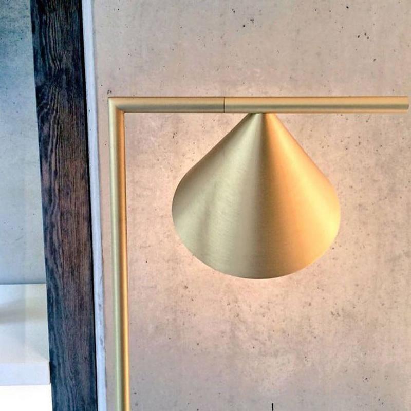 Lampa podłogowa Kapitana Flinta