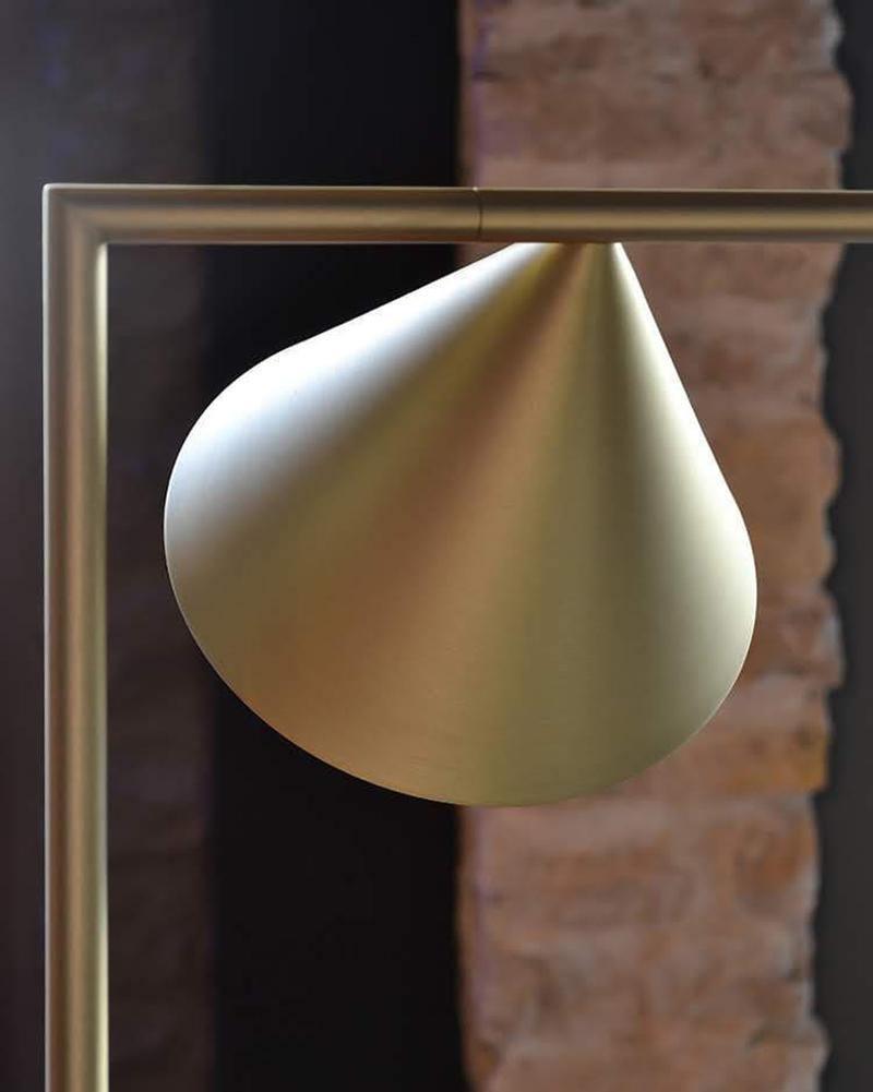 Lampa podłogowa Kapitana Flinta
