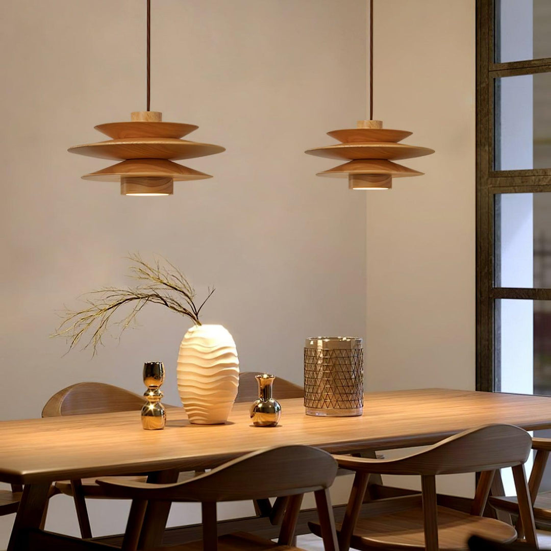 Lampa wisząca z drewnianym dyskiem Cascade