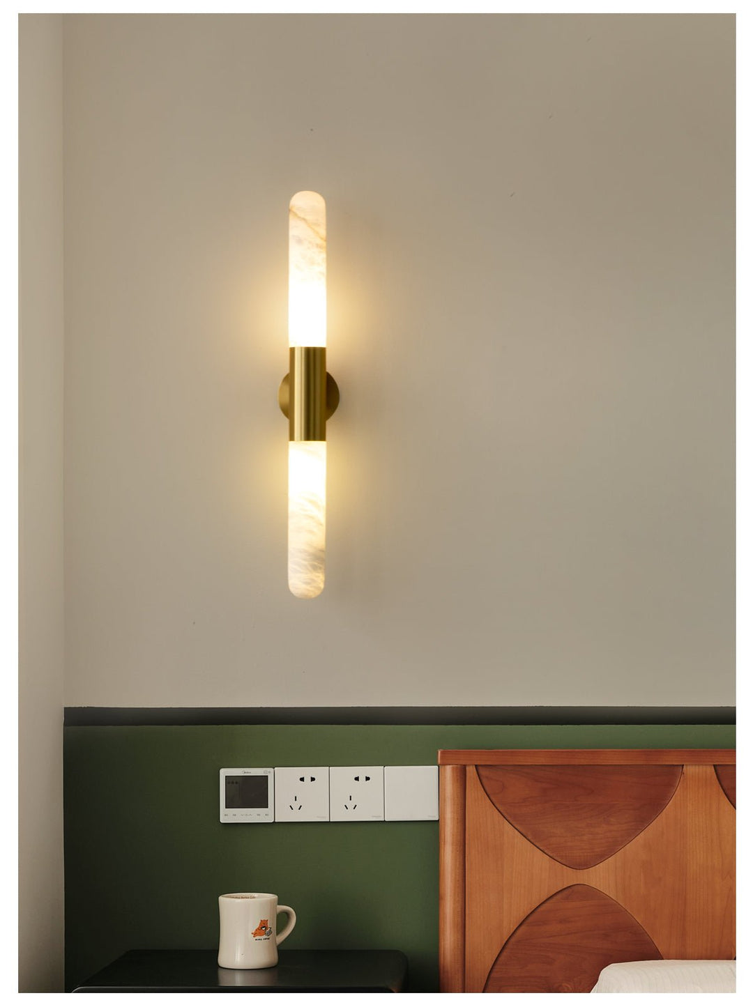 Lampa Ścienna Cavoya Alabaster