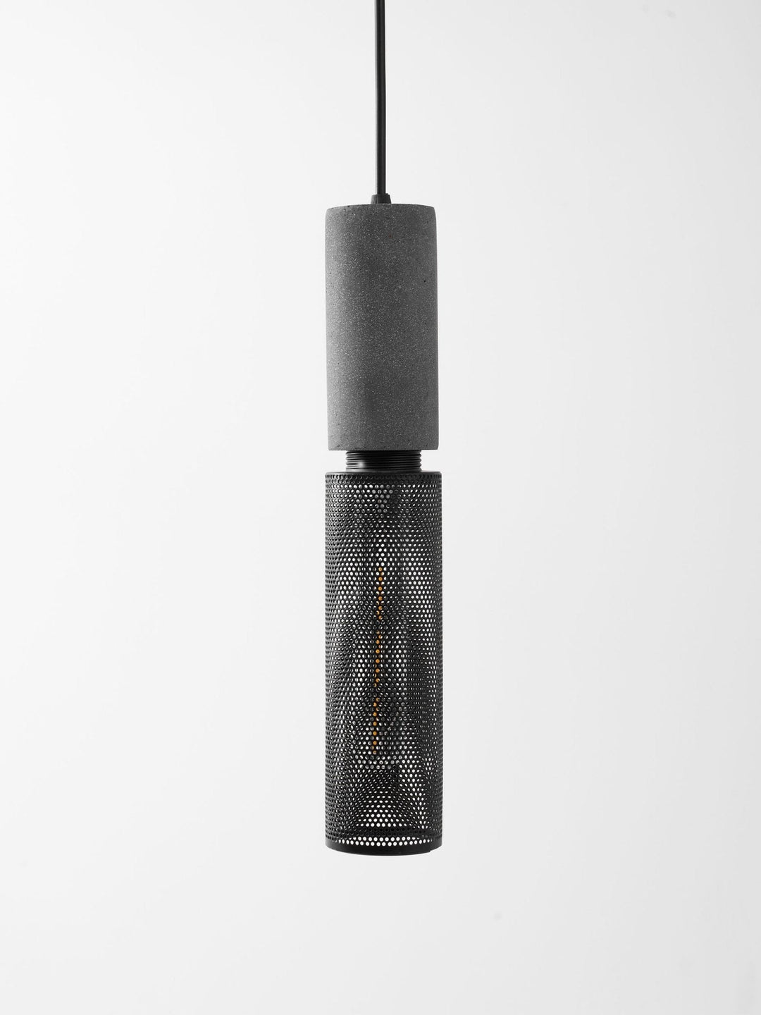 Lampa wisząca z siatki cementowej