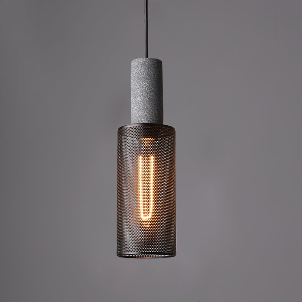 Lampa wisząca z siatki cementowej