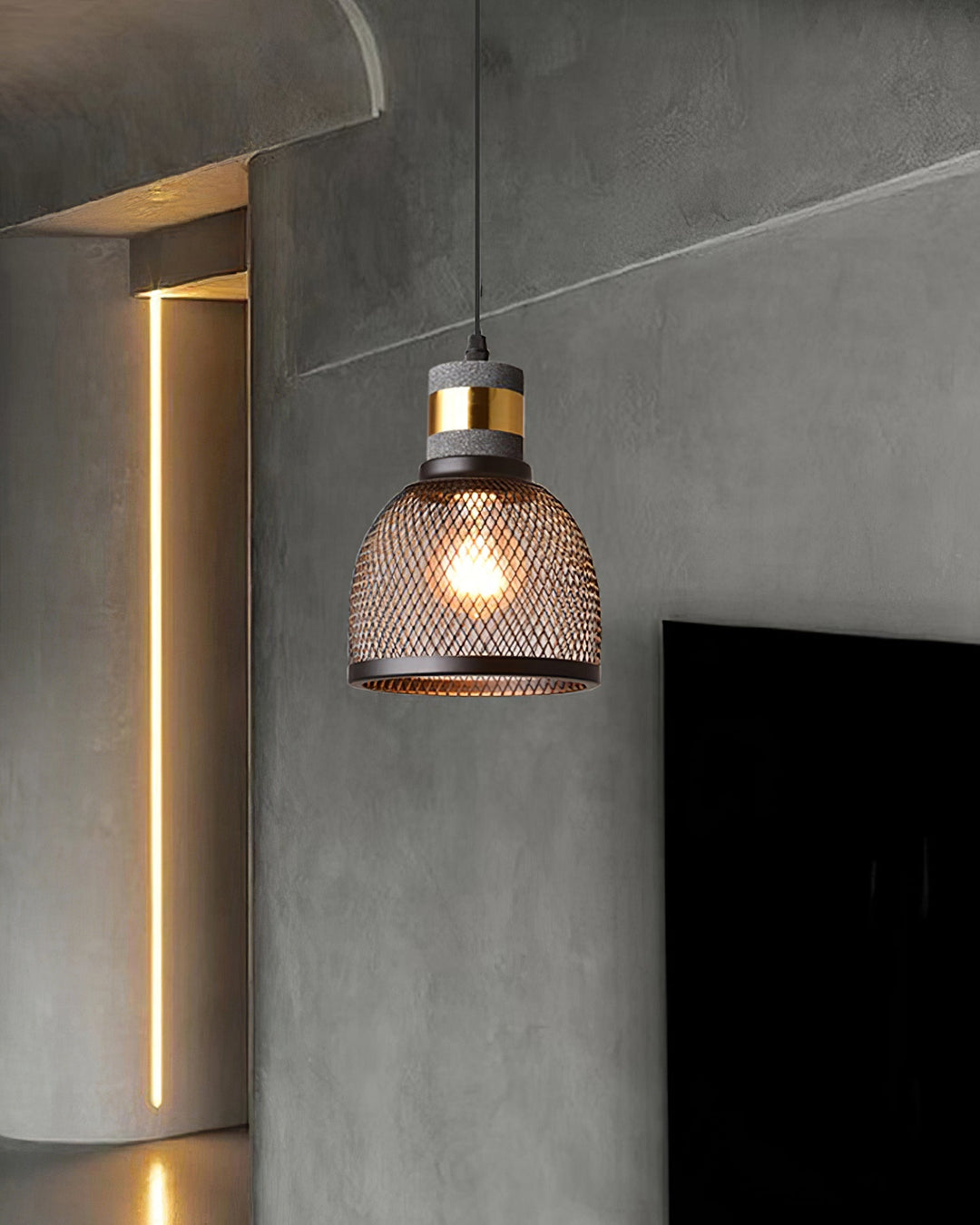 Lampa wisząca z siatki cementowej