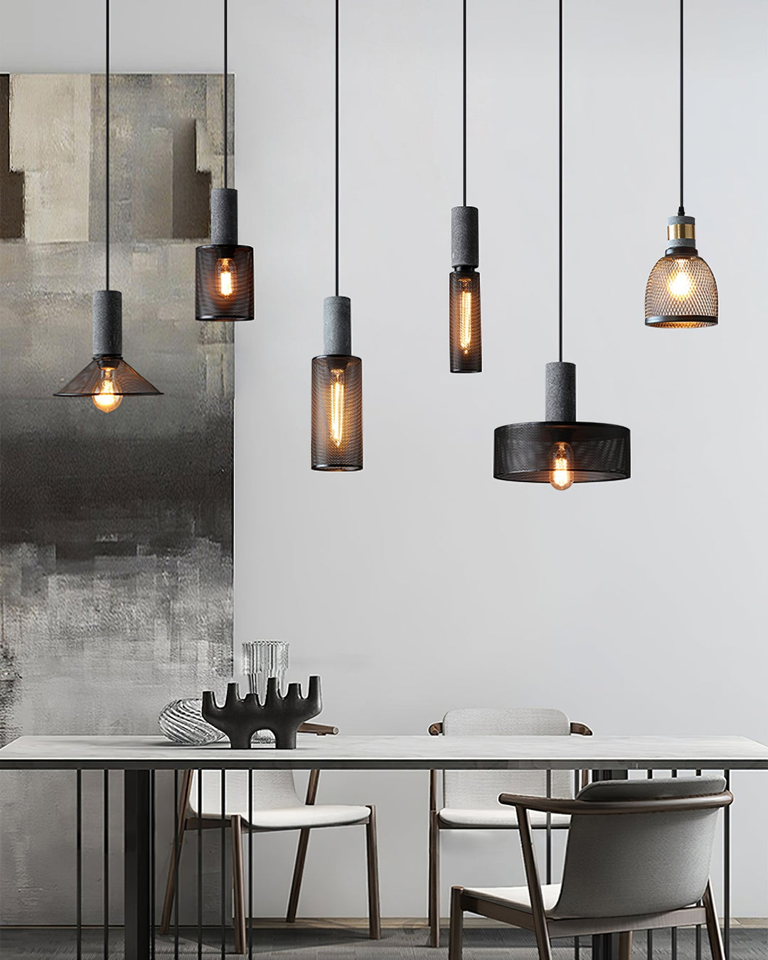 Lampa wisząca z siatki cementowej