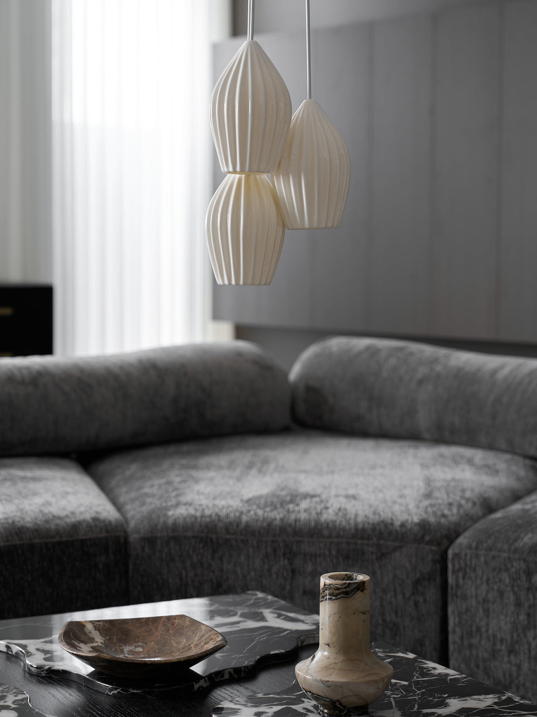 Ceramiczna Lampa Wisząca z Żebrowaniem