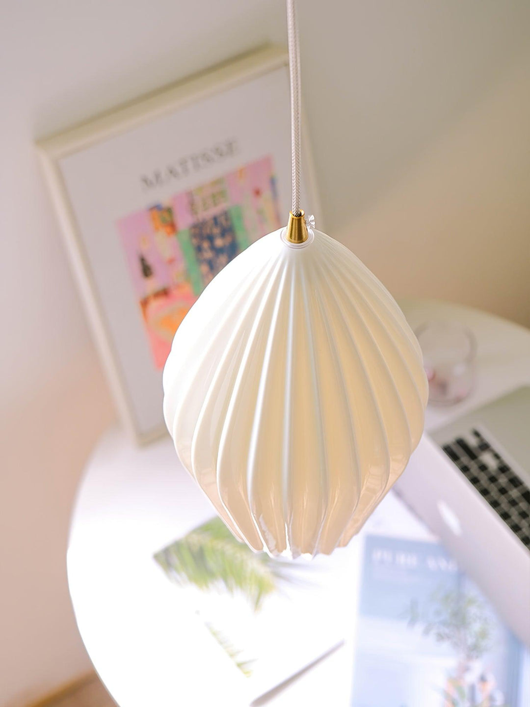 Ceramiczna Lampa Wisząca z Żebrowaniem