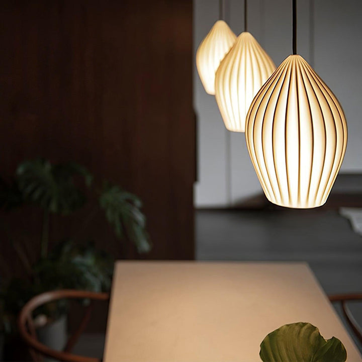 Ceramiczna Lampa Wisząca z Żebrowaniem