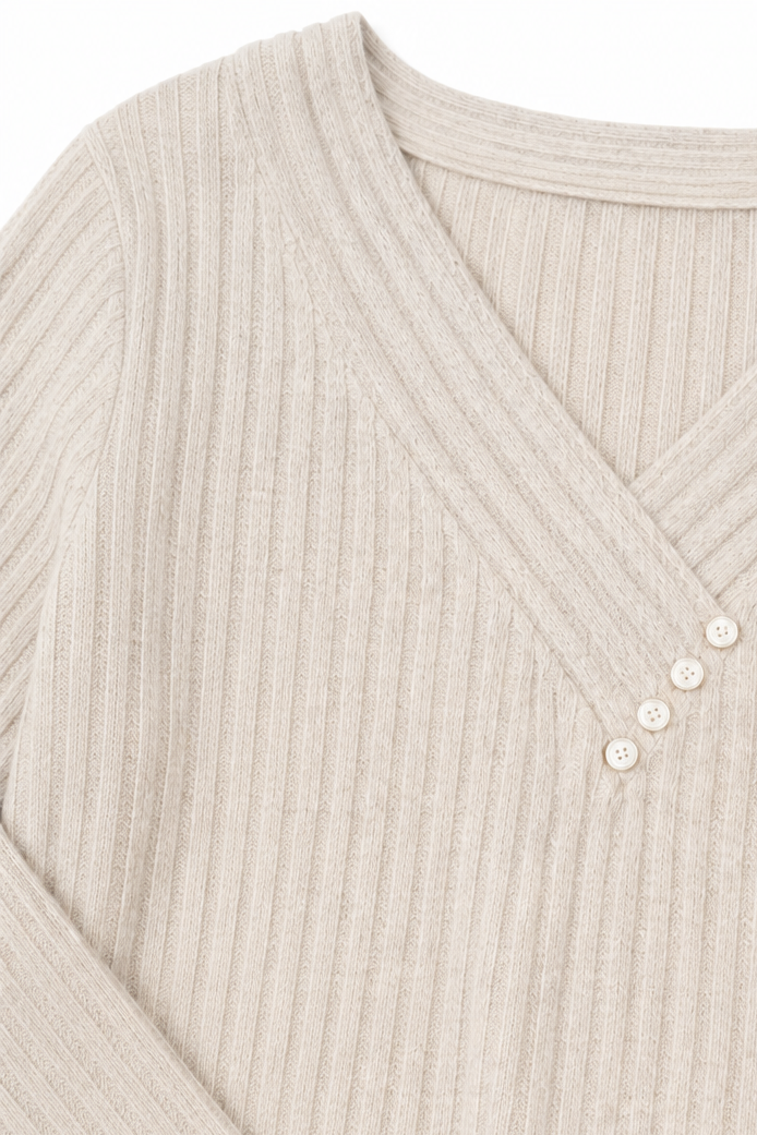 Marlowe &amp; Rib – Sweter z dekoltem w serek i guzikami