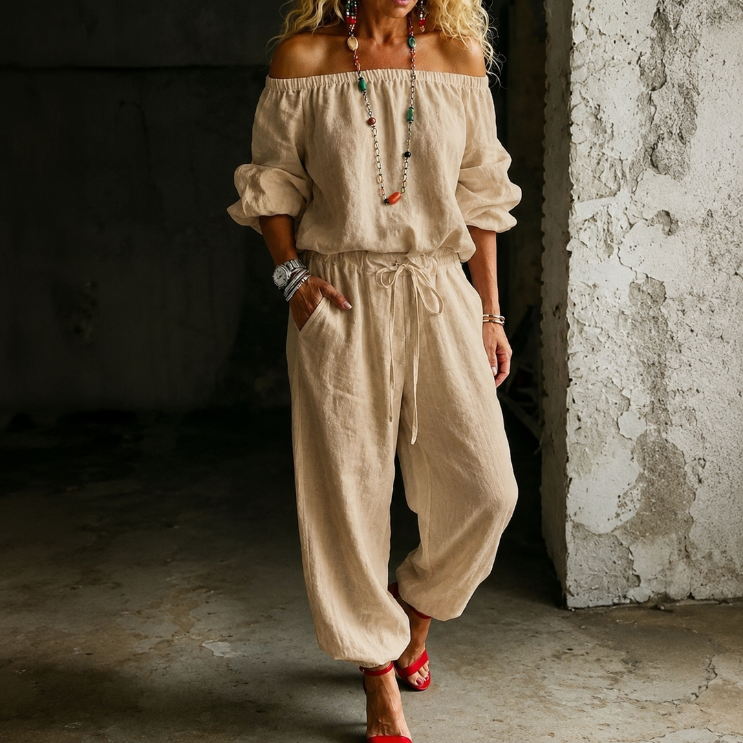 Wearbella – Sukienka bez ramion, która omija stylizację