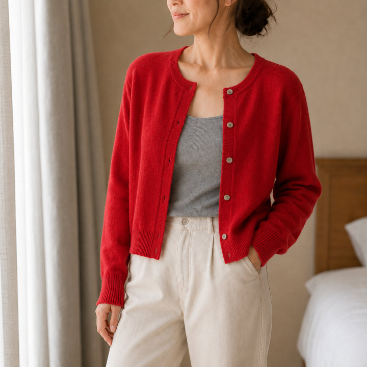 Wearbella – Krótki kardigan z przyciskami i miękkiego dzianiny