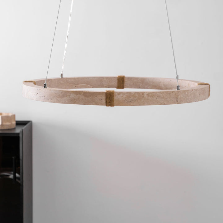 Lampa wisząca z trawertynu Circle